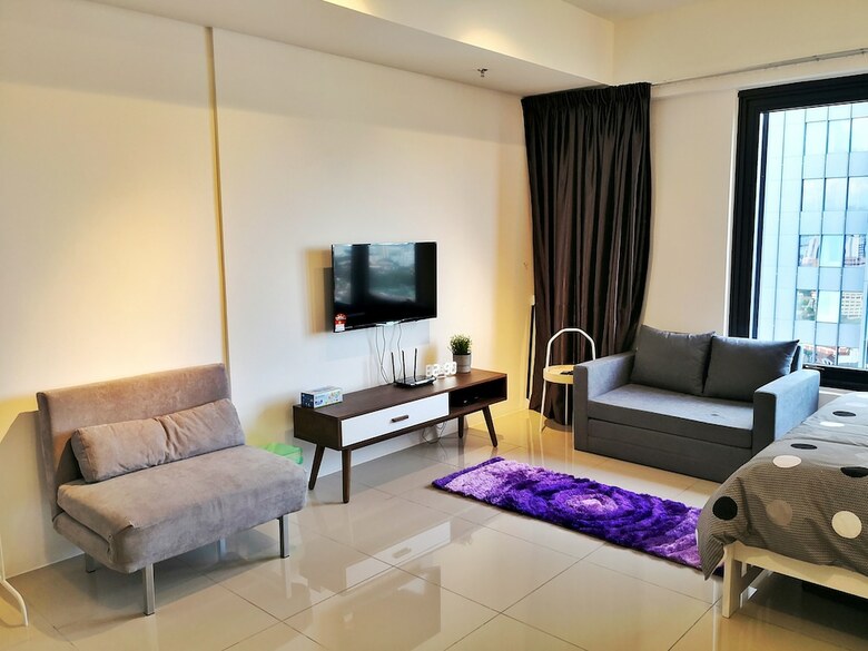 Tropicana 218 Suites