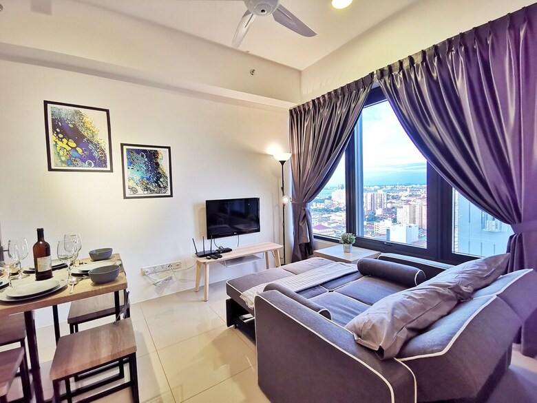 Tropicana 218 Suites