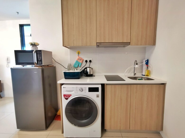 Tropicana 218 Suites