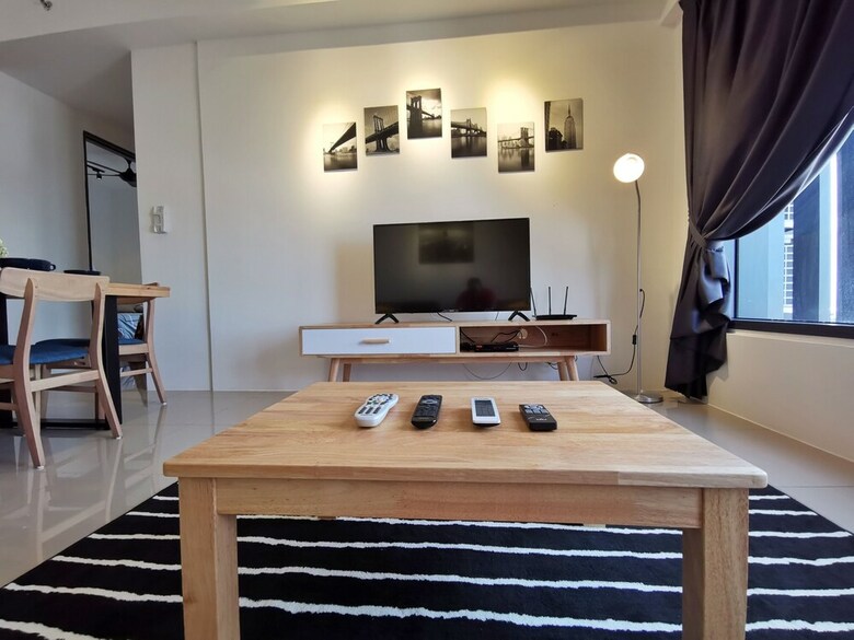 Tropicana 218 Suites