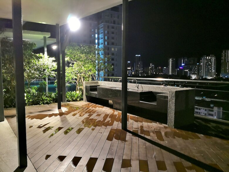 Tropicana 218 Suites