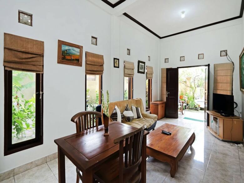 Villa Rumah Akira Seminyak