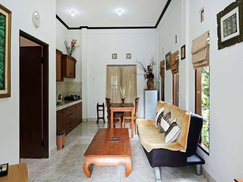 Villa Rumah Akira Seminyak
