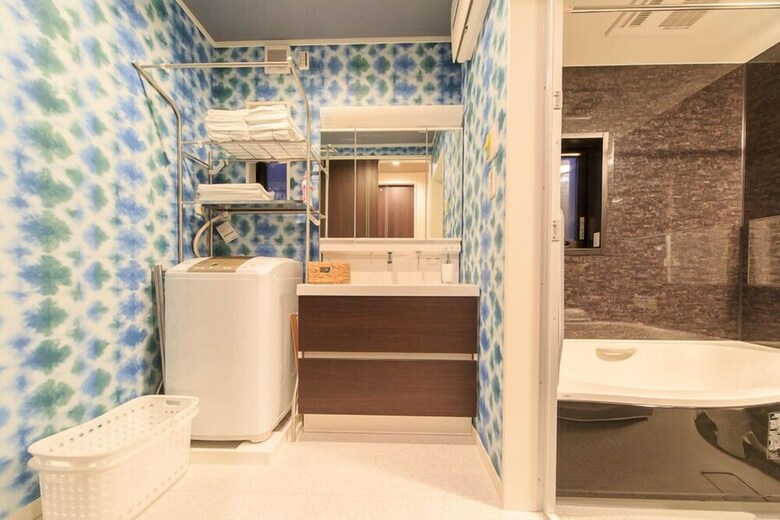 Shoji C House