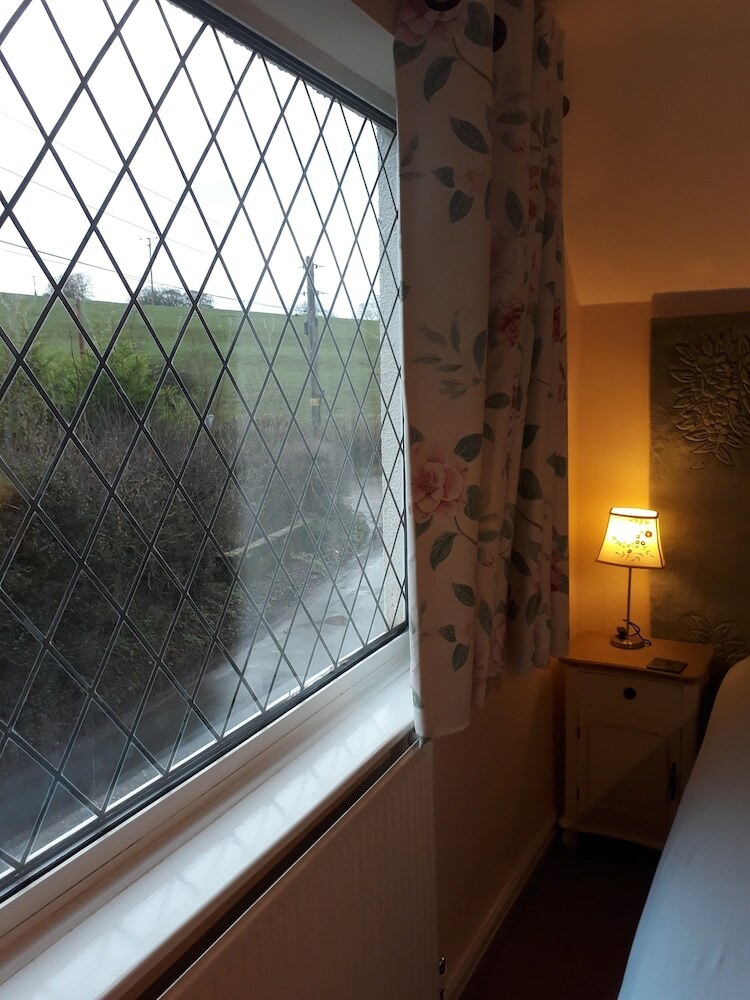 Brook House B&B And Wellness