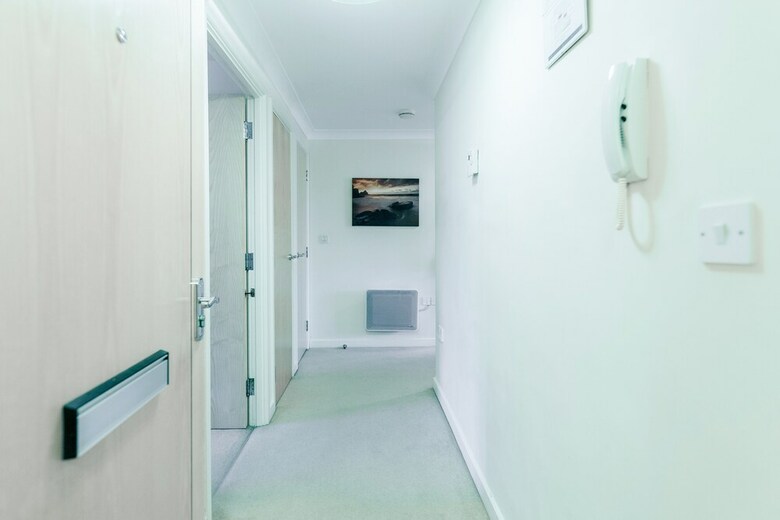 Roomspace Apartments-courtyard Guildford