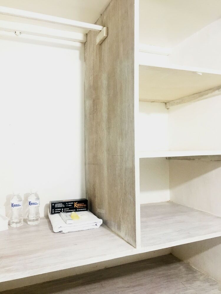 Hostal Kamar Keluarga Jelambar Syariah
