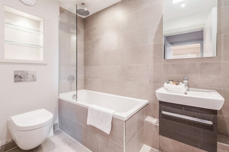 Roomspace Apartments -the Quadrant