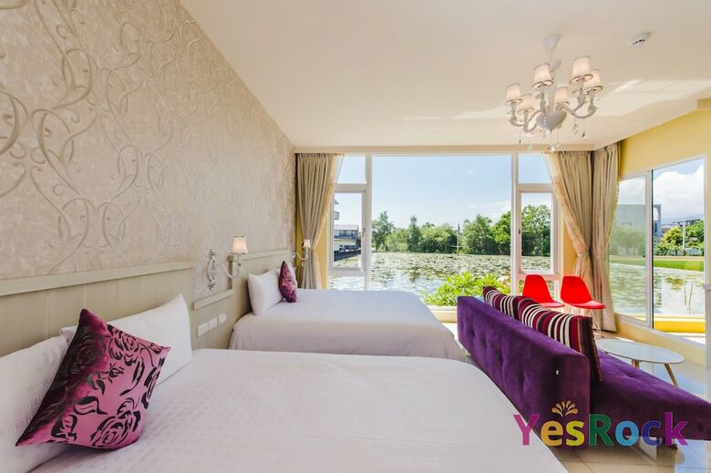 Hotel Tourist Home B&B