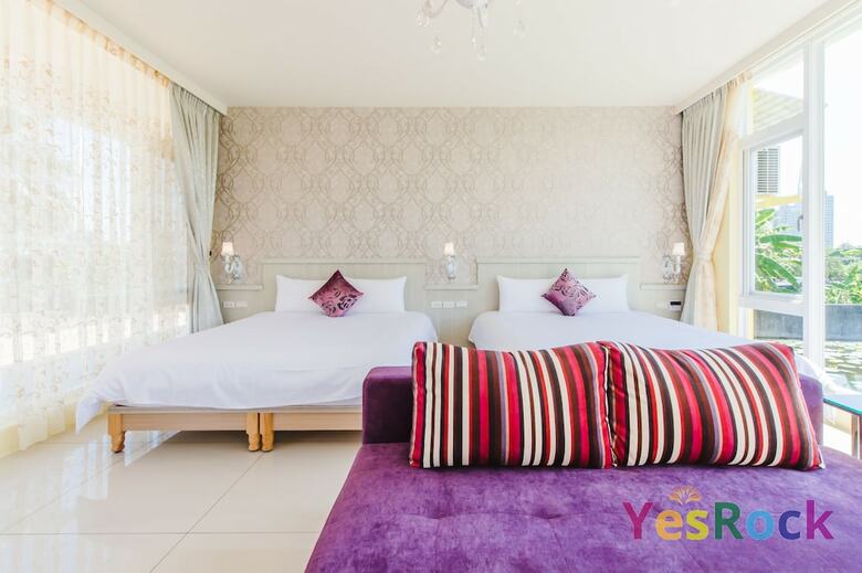Hotel Tourist Home B&B