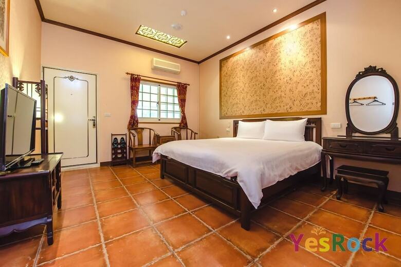 Hotel Tourist Home B&B
