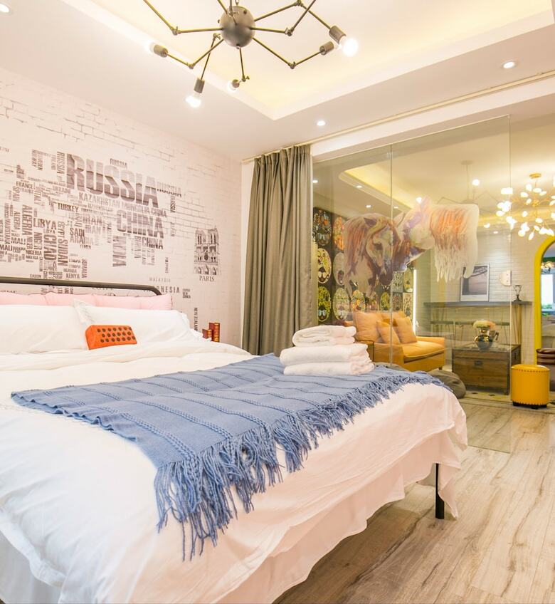 Henry's Apartment- Taikang Road