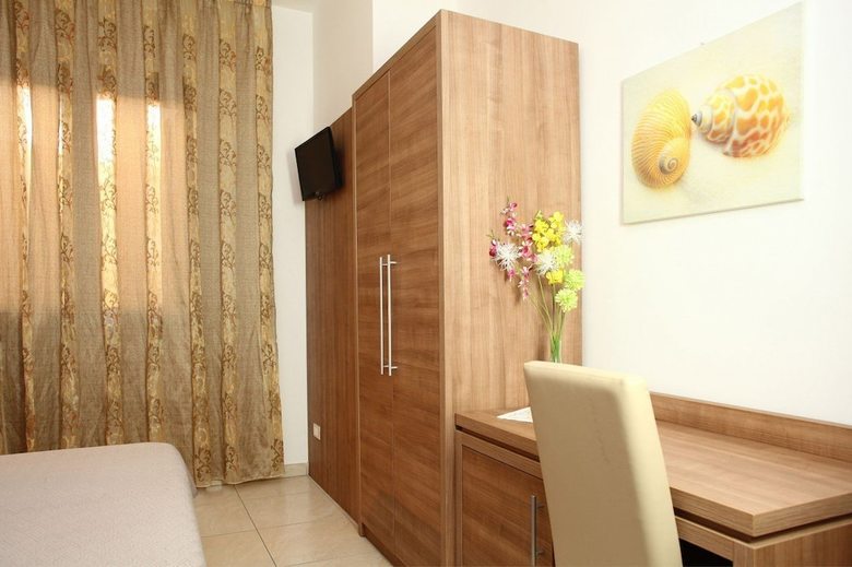 Coralia Bed And Breakfast