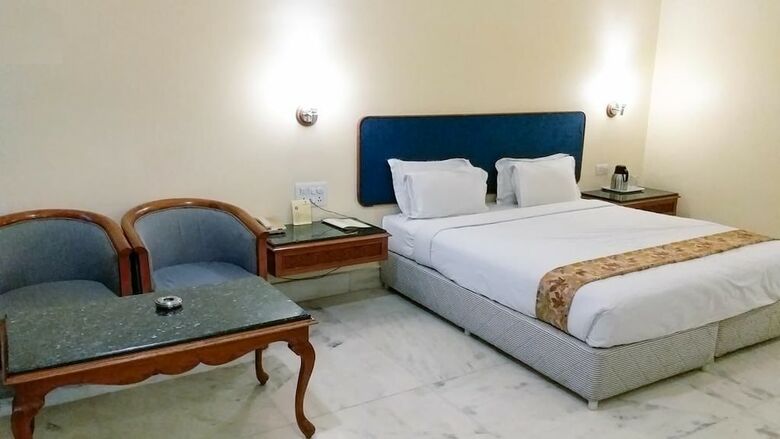 Woodlands Hotel