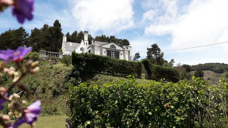 Hotel Castle La Corona de Los Santos