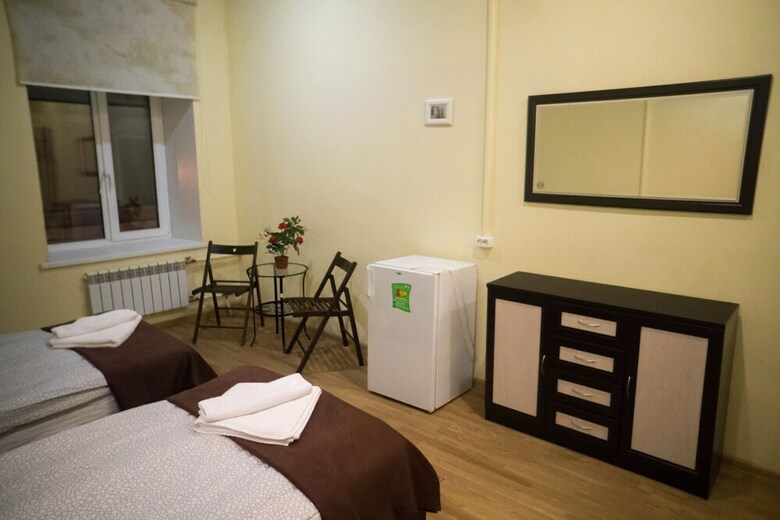 Hostal Central House Hotel