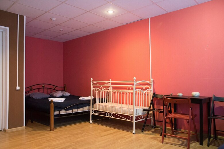 Hostal Central House Hotel