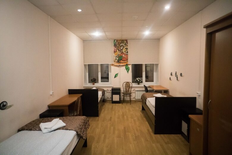 Hostal Central House Hotel