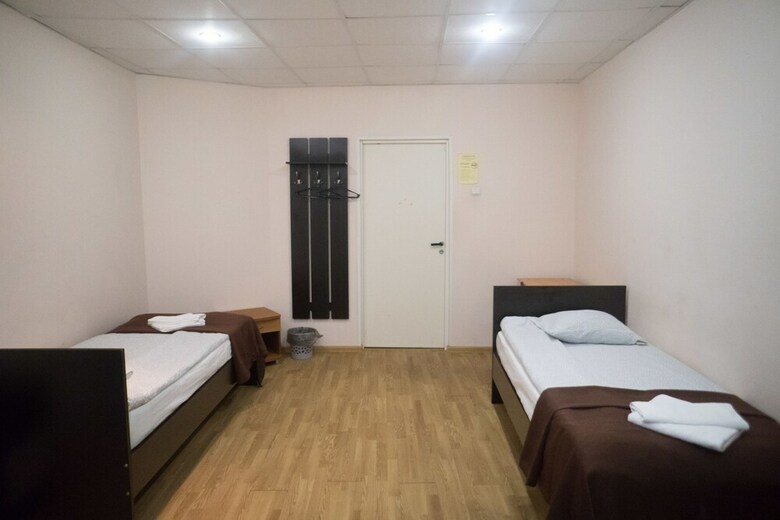 Hostal Central House Hotel