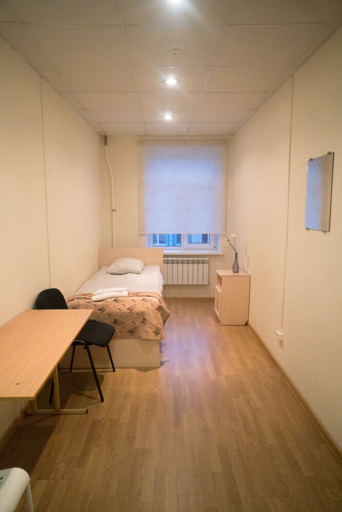 Hostal Central House Hotel