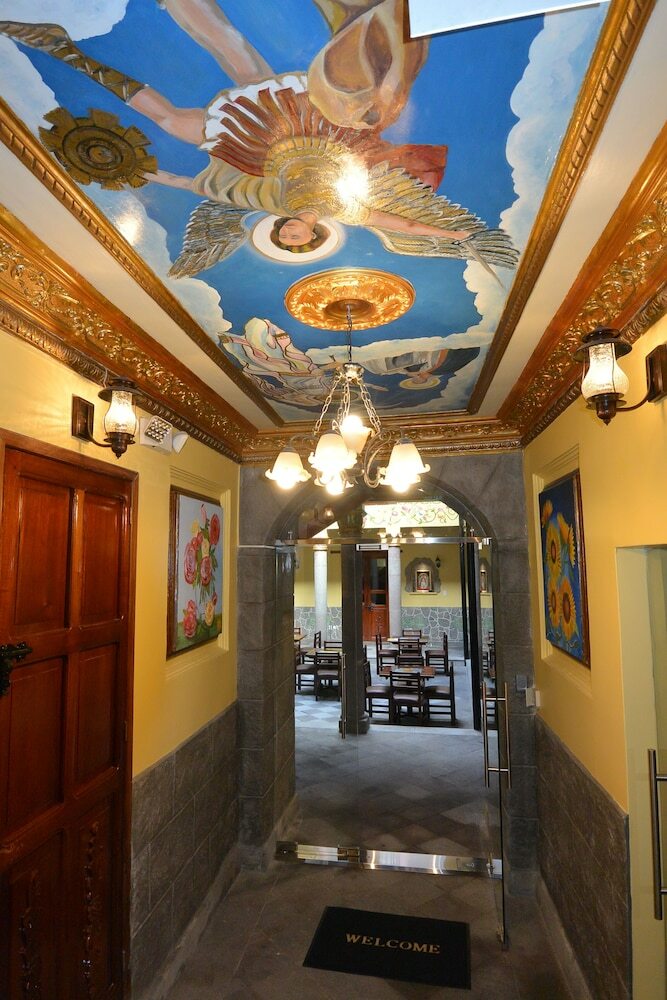 Hotel La Bas�lica Quito