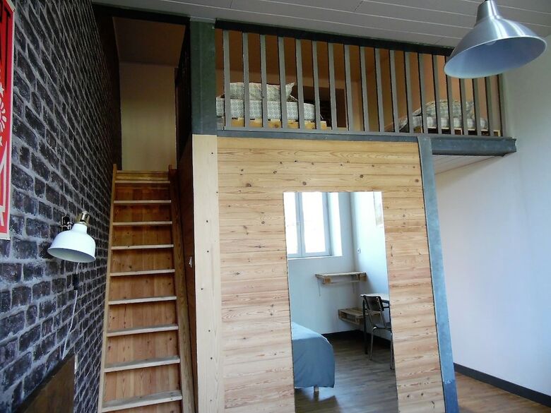 Hotel L'�cole Buissonni�re