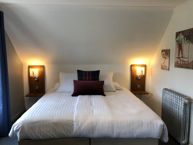 Hotel H�tel G�n�pi