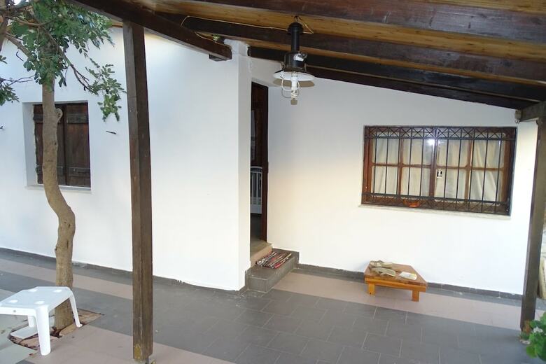 Lovely House At Tersanas Beach