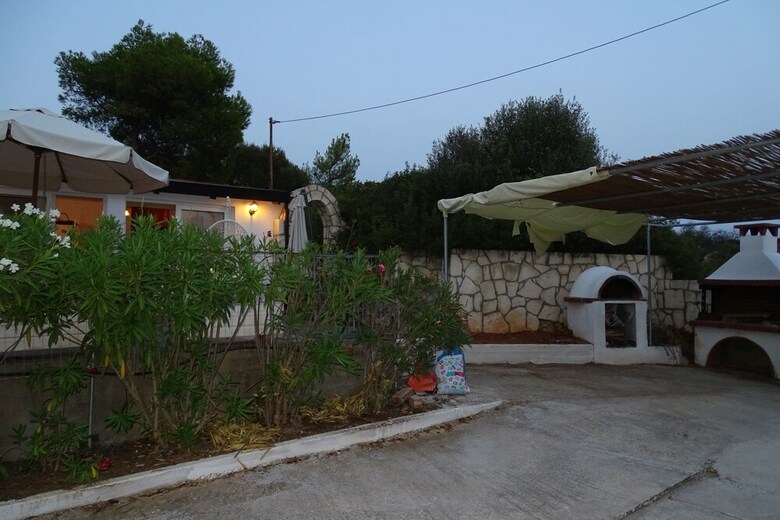 Lovely House At Tersanas Beach