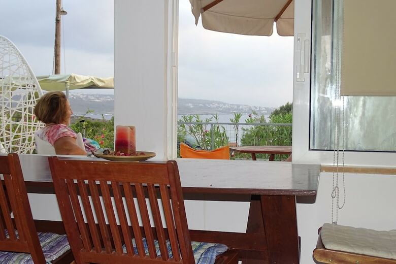 Lovely House At Tersanas Beach