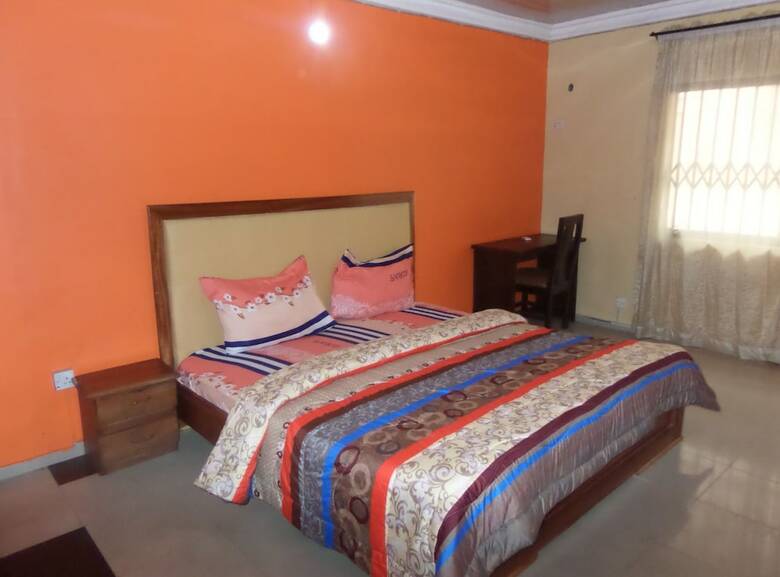 Hotel Qosmic Residence