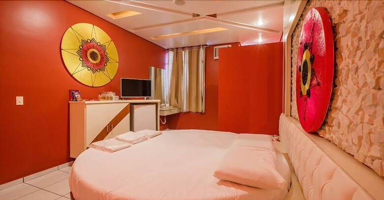 Motel Seduci�n (Aduilts Only)