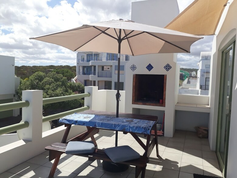 Flamingo Apartment