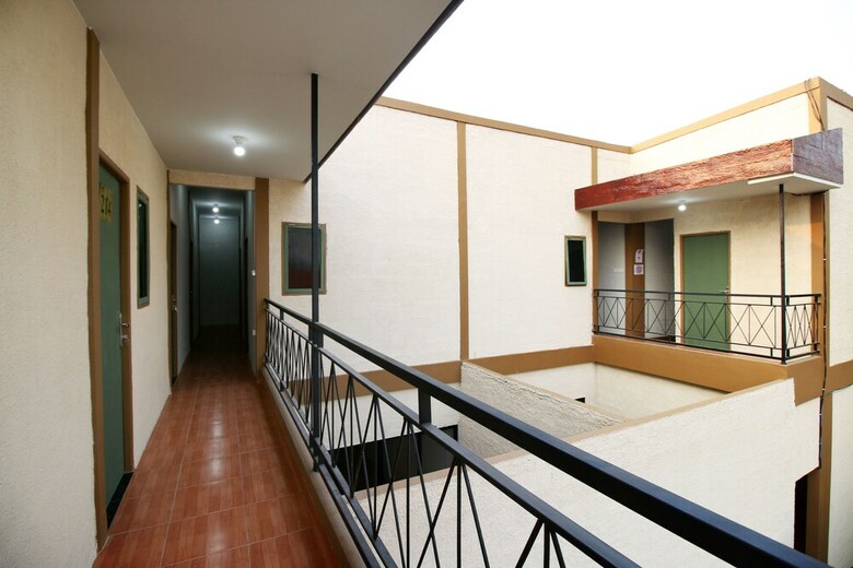 Hostal Kamar Keluarga Fatmawati