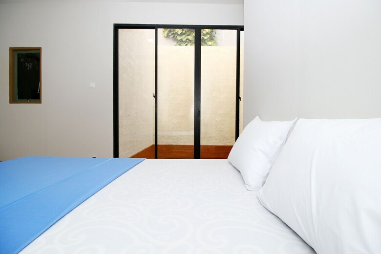 Hostal Kamar Keluarga Fatmawati