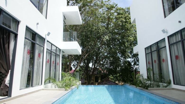 The Dahlias Luxury Residence