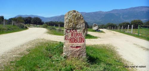 Hostal Casa Rural El Roblon