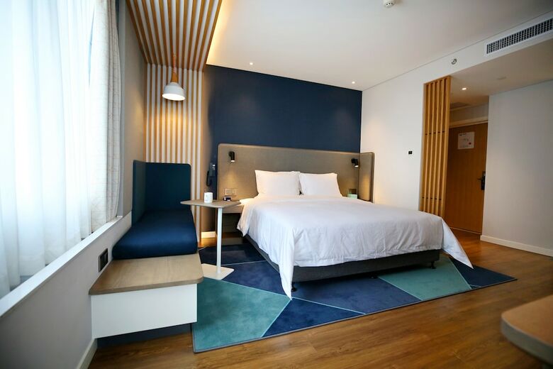 Hotel Holiday Inn Express Chengdu North Railway Station