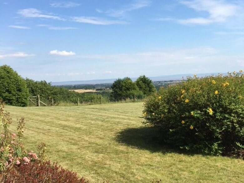 Springmeadow Apartment By Cardiff Holiday Homes