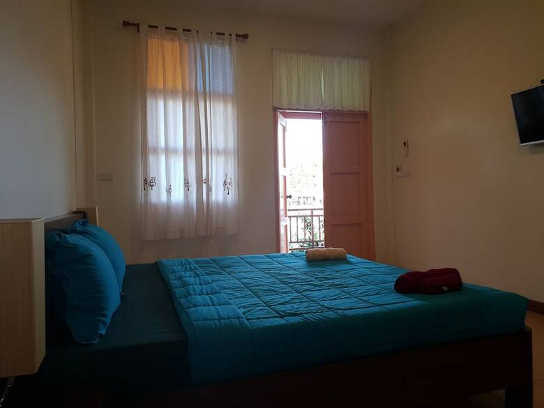 Hotel Benjapirom Private House