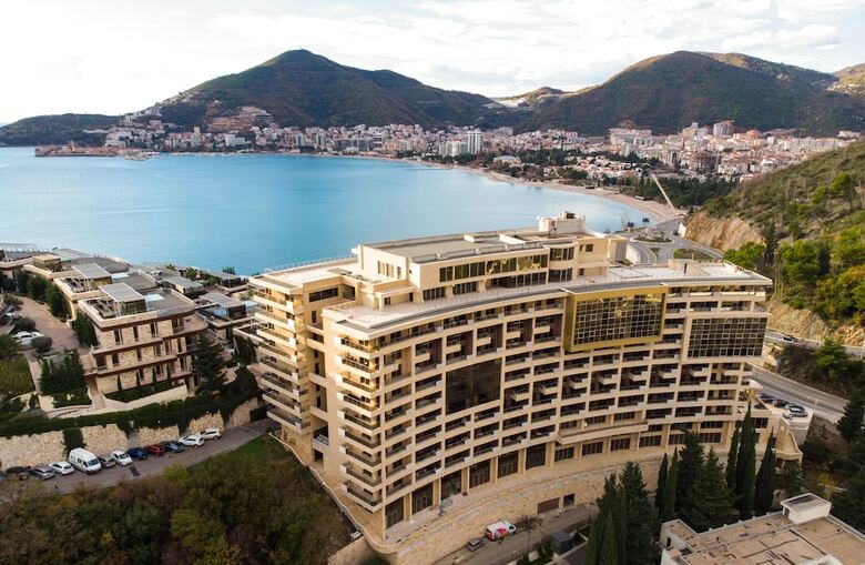 Hotel Harmonia By Dukley