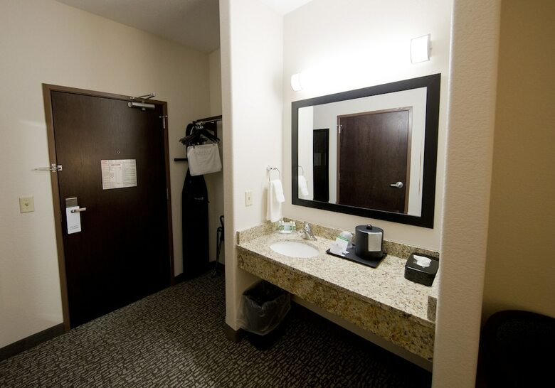 Hotel Cobblestone Inn & Suites ? Manchester