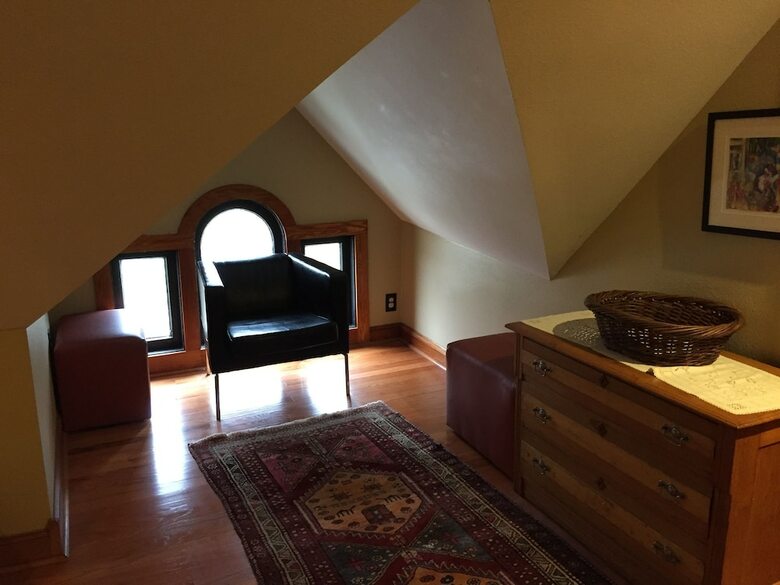 Hotel Burford House Inn
