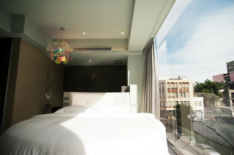 Hotel The Fantasy Apartment