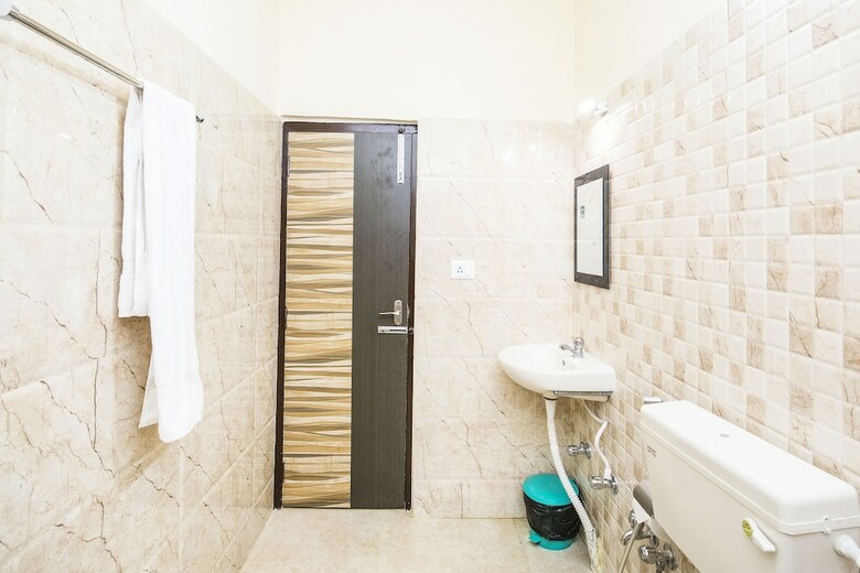 Fabhotel Kolkata Residency