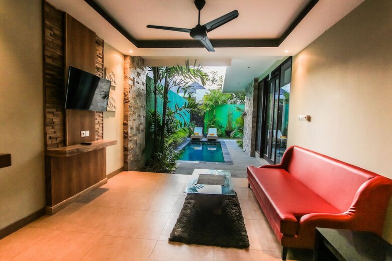 Giri Ungasan Villa