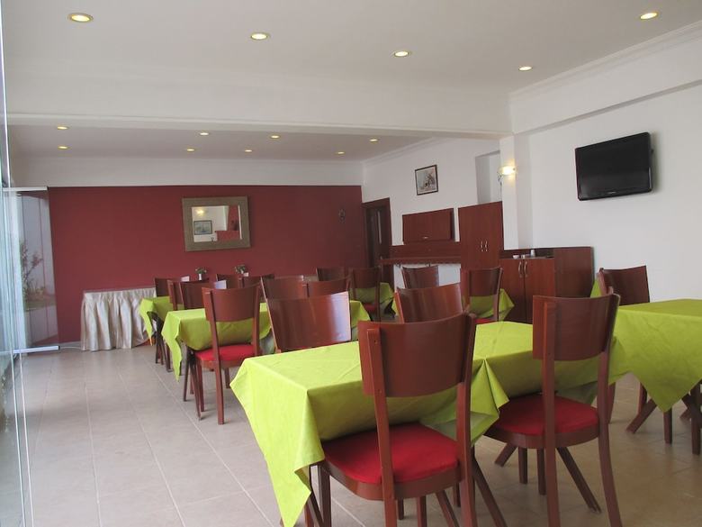 Canna Garden Hotel