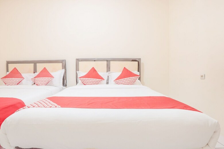 Hotel Oyo 160 Lontar Residence