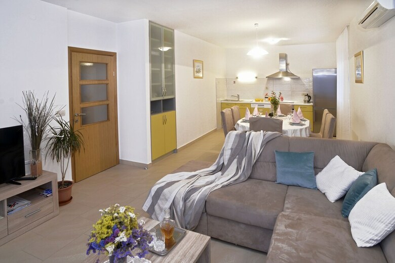 Private Vacation Home Josipa