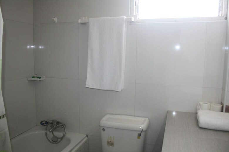 Hotel Adwoa Wangara Apartments
